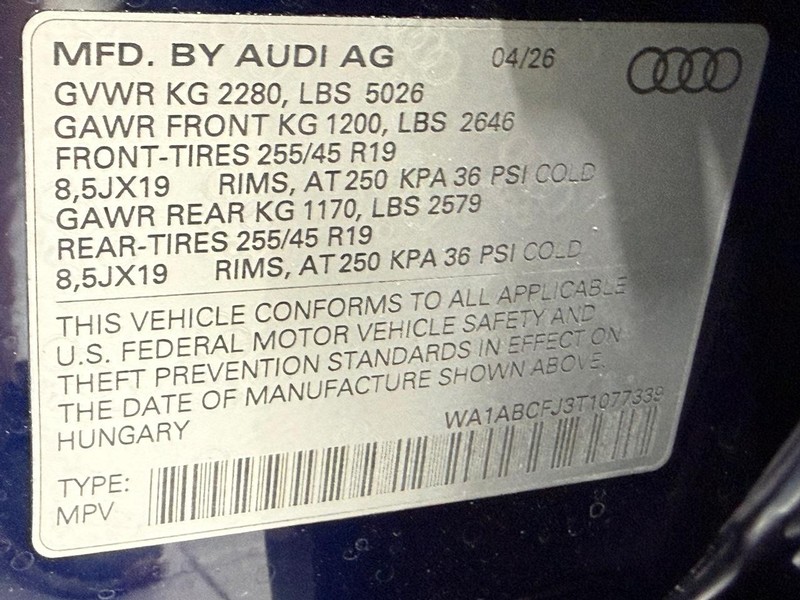 Audi Q3 Vehicle Image 17