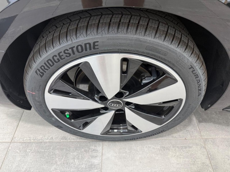 Audi A5 Vehicle Image 3