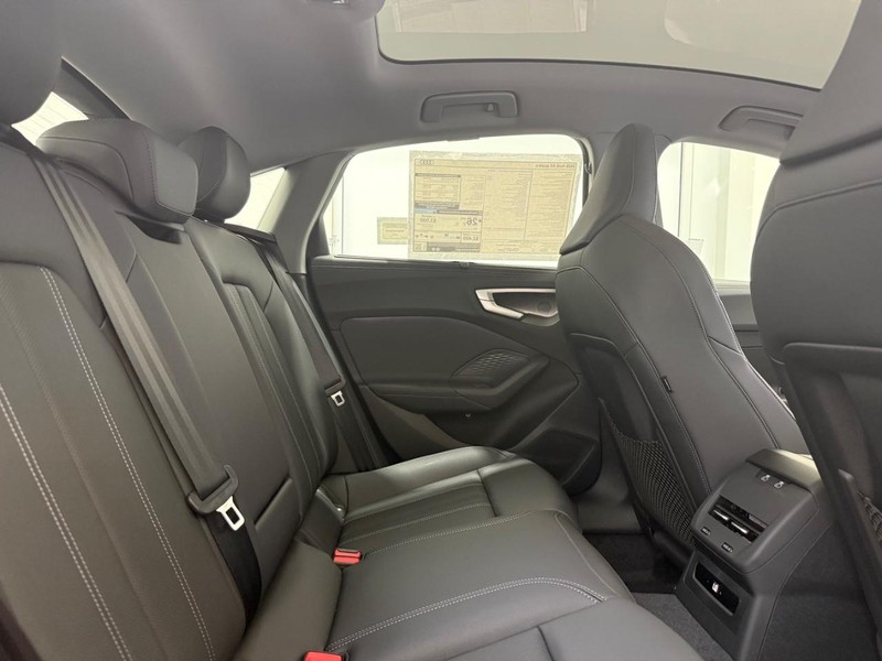 Audi A5 Vehicle Image 4
