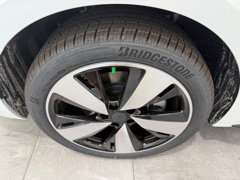 Audi A5 Vehicle Image 4
