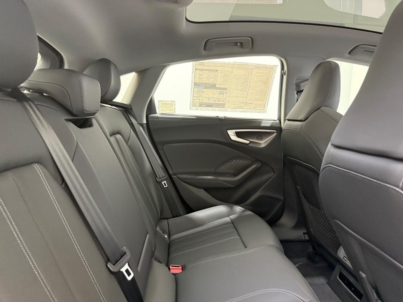 Audi A5 Vehicle Image 5