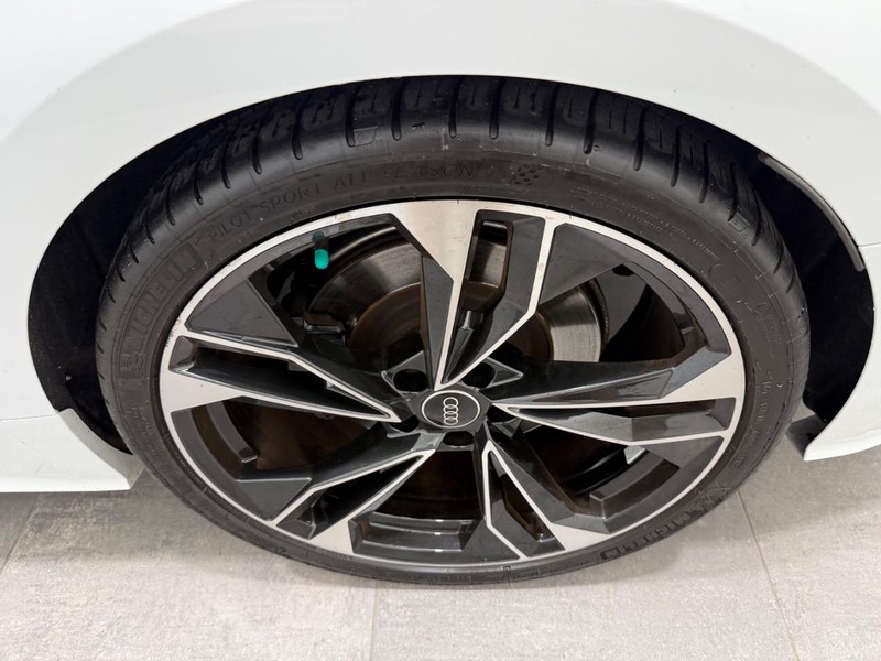Audi S5 Sportback Vehicle Image 5