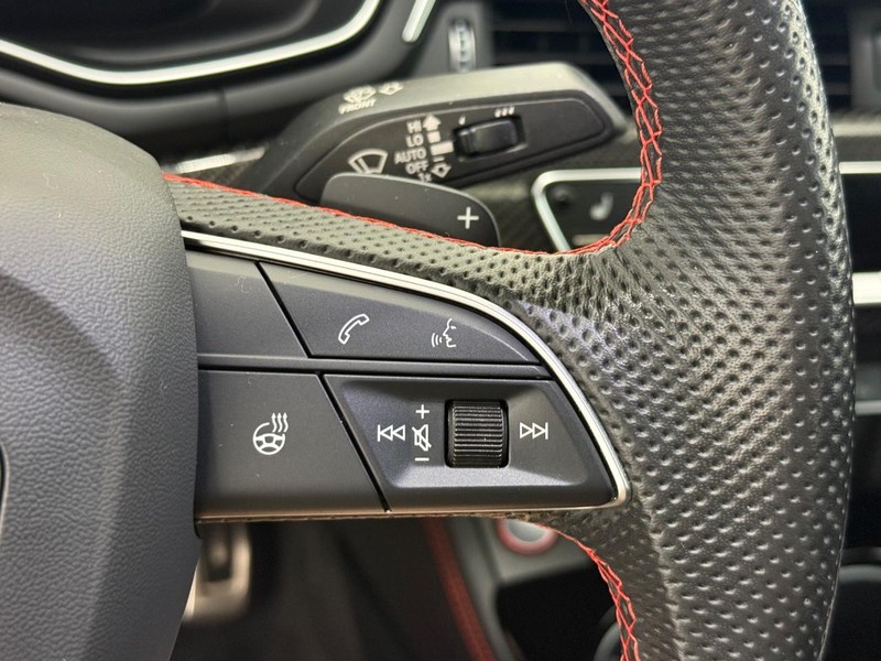 Audi S5 Sportback Vehicle Image 16