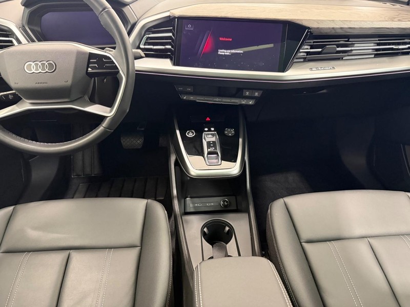 Audi Q4 e-tron Vehicle Image 9