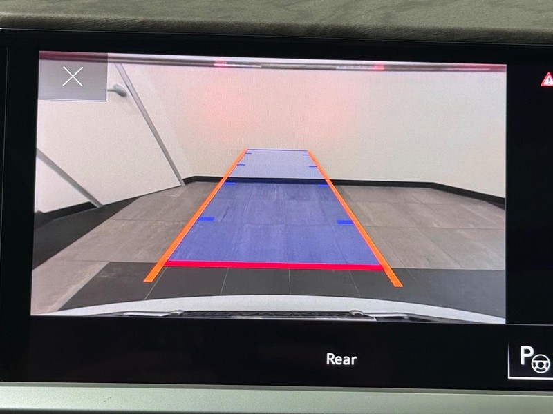 Audi Q4 e-tron Vehicle Image 17