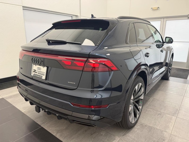 Audi Q8 Vehicle Image 2