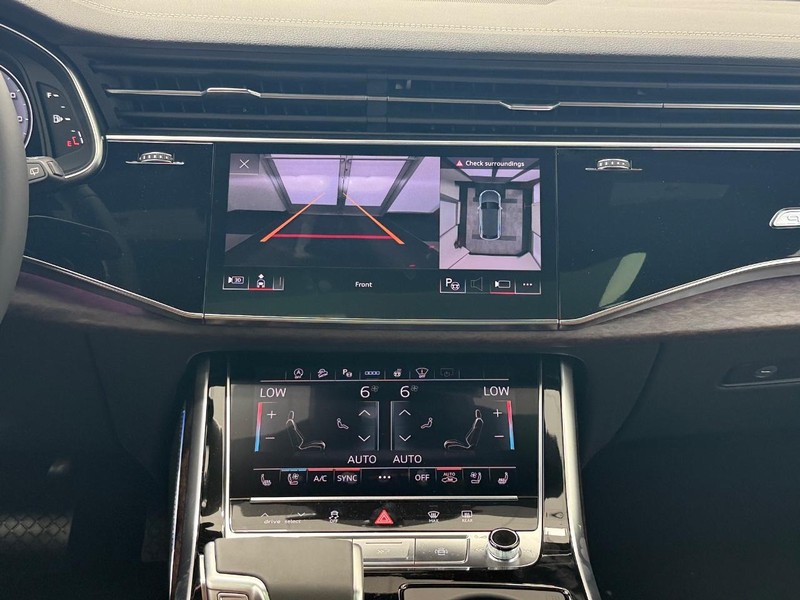 Audi Q8 Vehicle Image 6