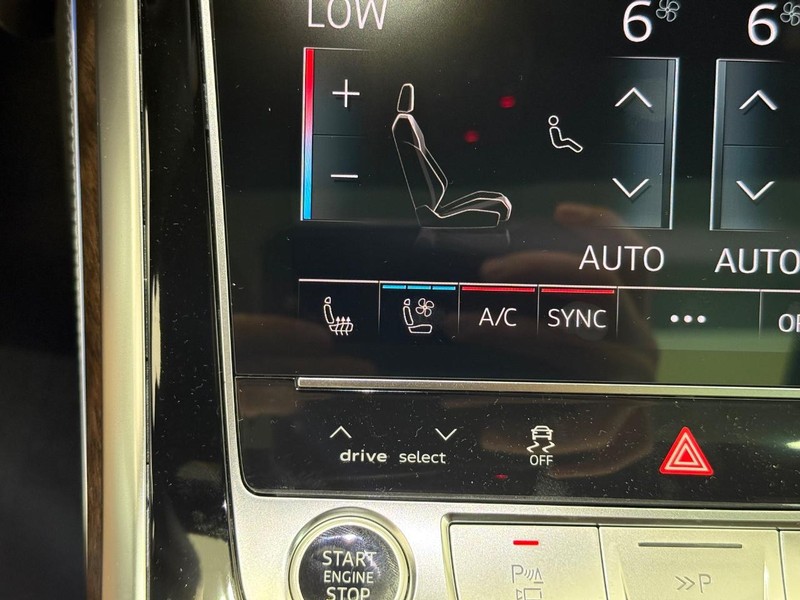 Audi Q8 Vehicle Image 14