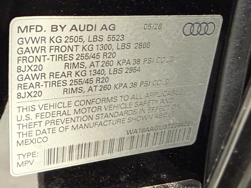 Audi Q5 Vehicle Image 16