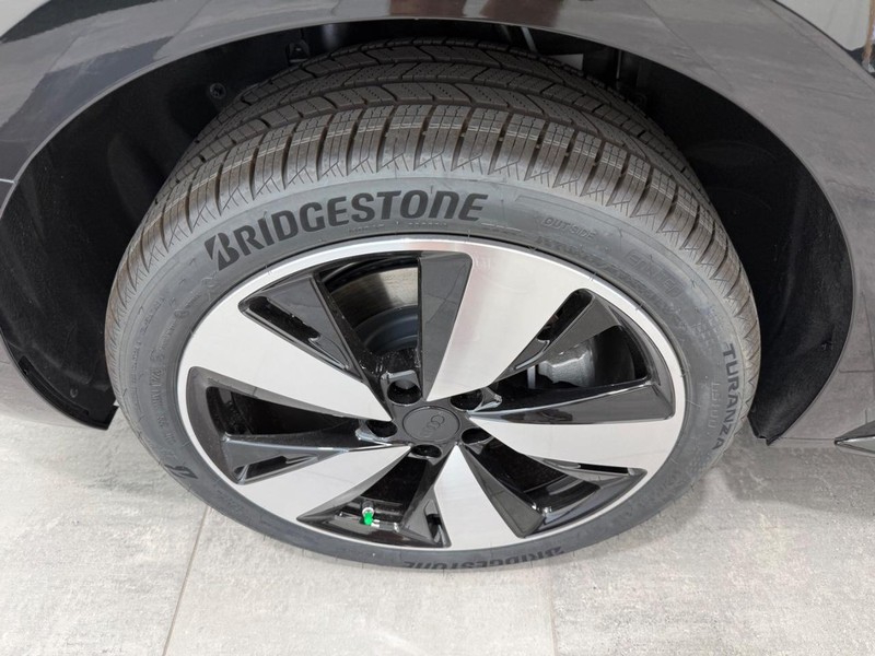 Audi A5 Vehicle Image 3