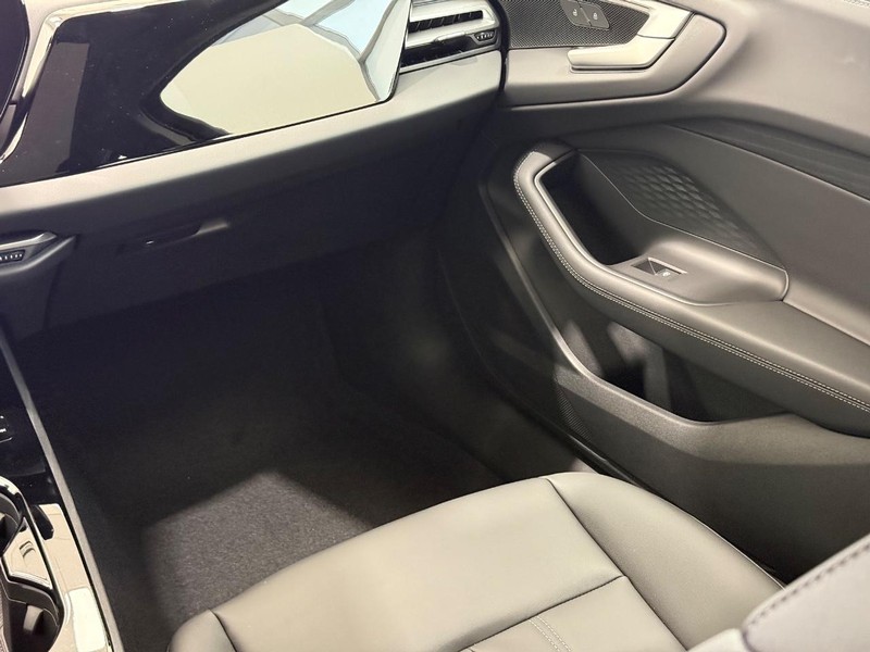Audi A5 Vehicle Image 9