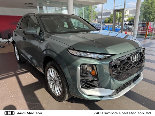 more details - audi q3