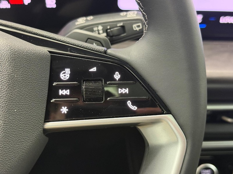 Audi Q5 Vehicle Image 11
