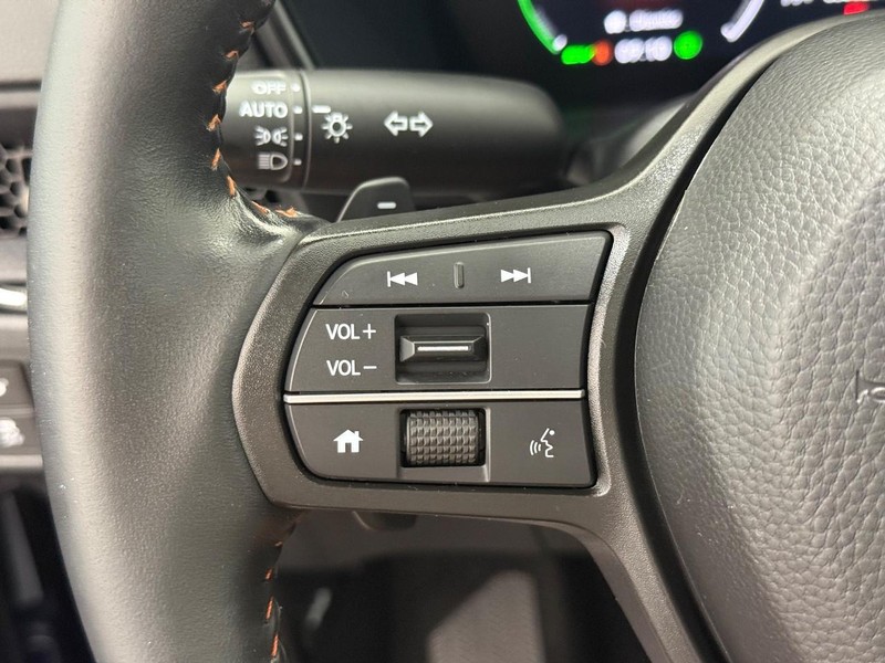Honda CR-V Hybrid Vehicle Image 15