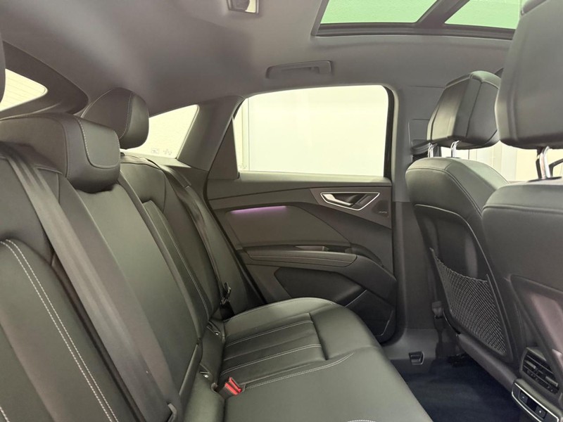 Audi Q4 e-tron Sportback Vehicle Image 8