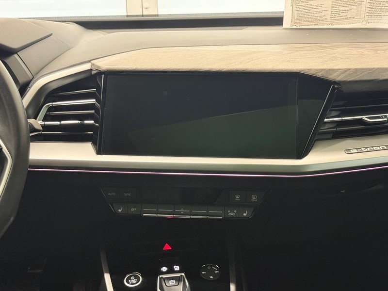Audi Q4 e-tron Sportback Vehicle Image 10