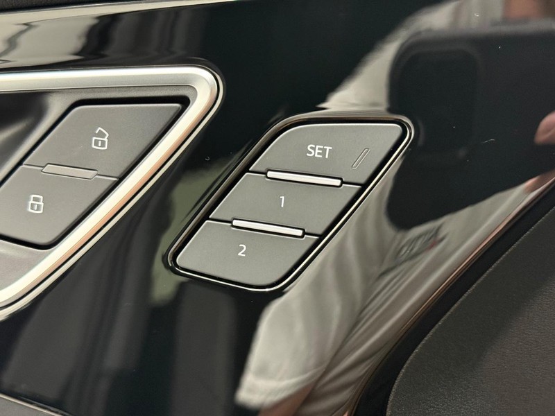 Audi Q4 e-tron Sportback Vehicle Image 14