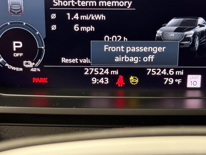 Audi Q4 e-tron Sportback Vehicle Image 17