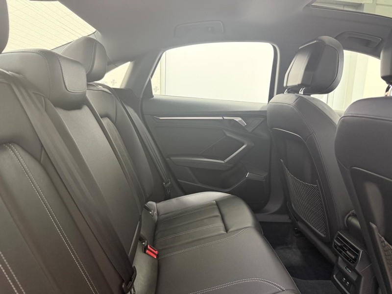 Audi A3 Vehicle Image 8