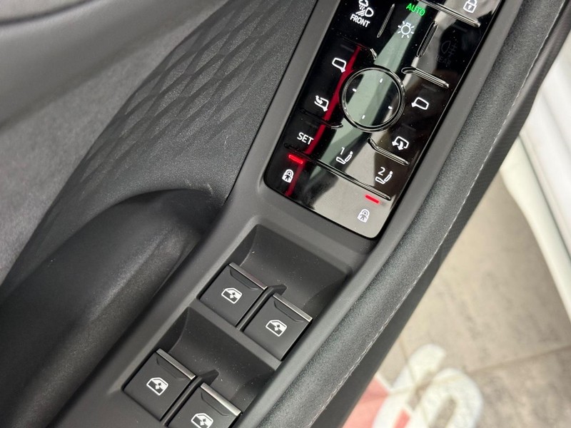 Audi S5 Vehicle Image 13