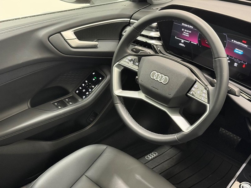 Audi A5 Vehicle Image 11