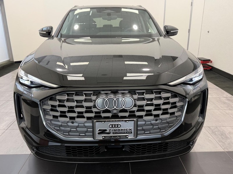 Audi Q5 Vehicle Image 8