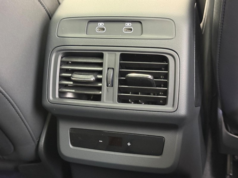 Audi Q5 Vehicle Image 11