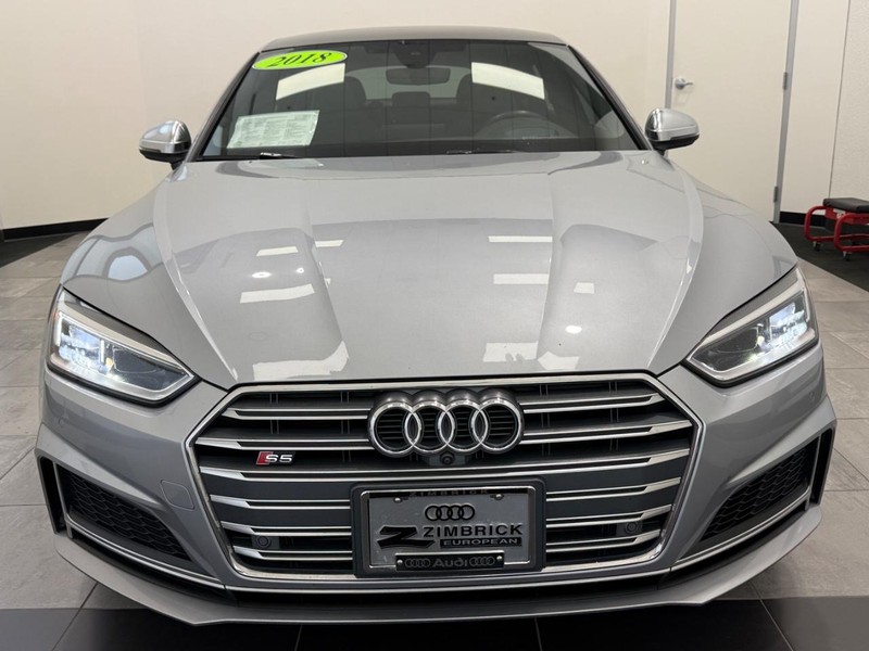 Audi S5 Sportback Vehicle Full-screen Gallery Image 08