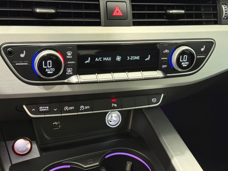 Audi S5 Sportback Vehicle Full-screen Gallery Image 18