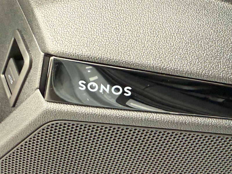 Audi A3 Vehicle Full-screen Gallery Image 25