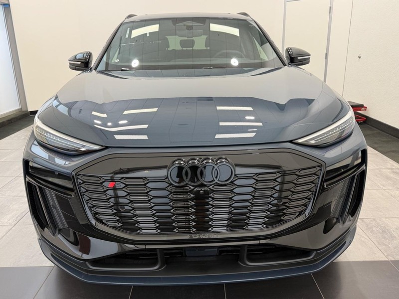 Audi SQ6 e-tron Vehicle Image 8