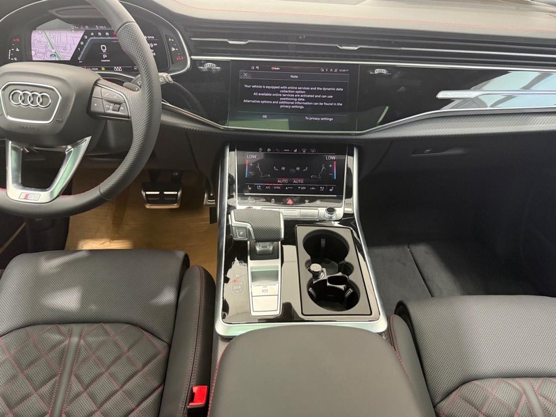 Audi SQ8 Vehicle Image 5