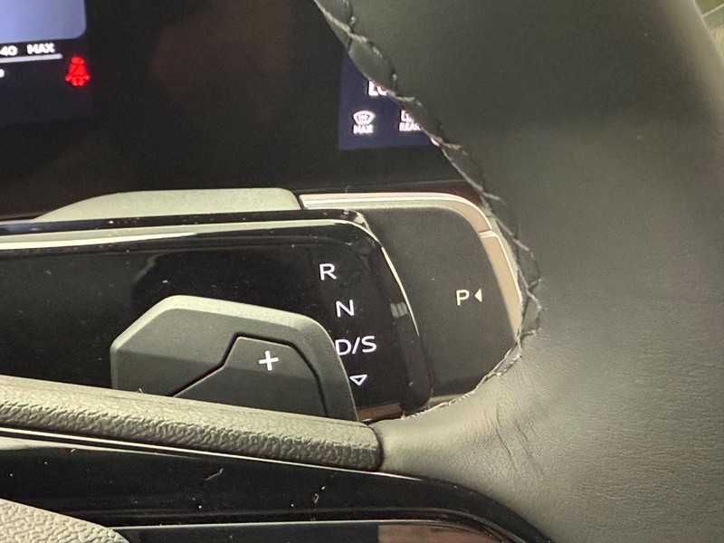 Audi Q3 Vehicle Image 12