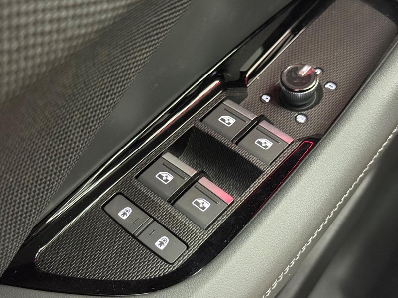 Audi Q3 Vehicle Image 15