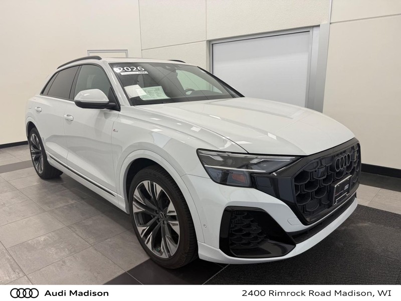 Audi Q8 Vehicle Full-screen Gallery Image 01