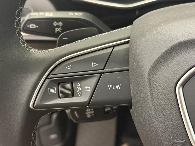 Audi Q8 Vehicle Full-screen Gallery Image 14
