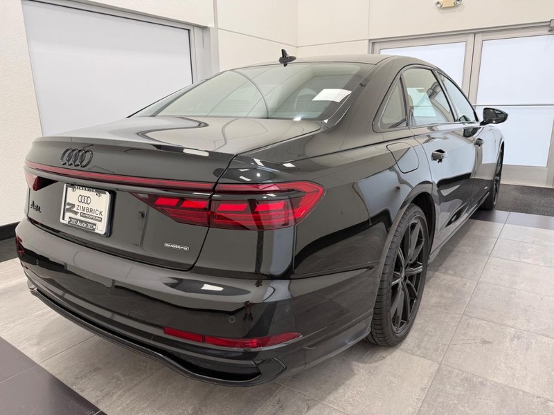 Audi A8 Vehicle Full-screen Gallery Image 02