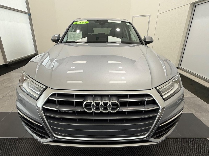 Audi Q5 Vehicle Image 7