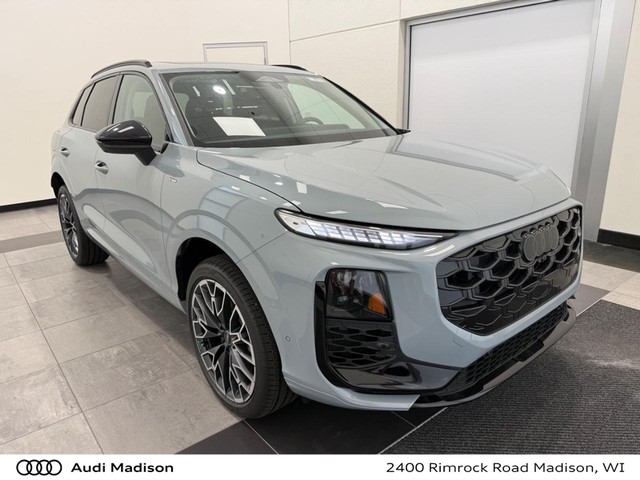 more details - audi q3