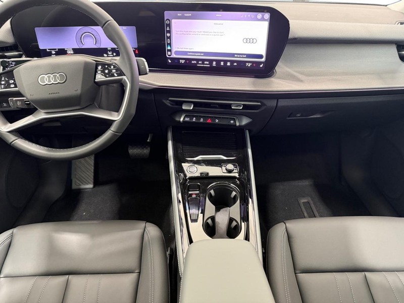 Audi Q3 Vehicle Image 5