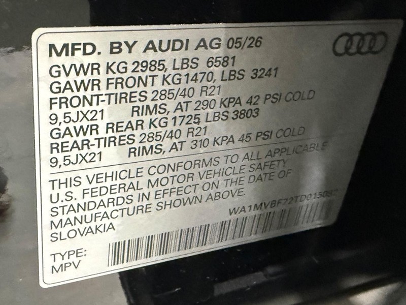 Audi Q7 Vehicle Image 18