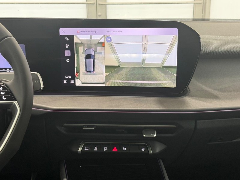 Audi Q3 Vehicle Image 6