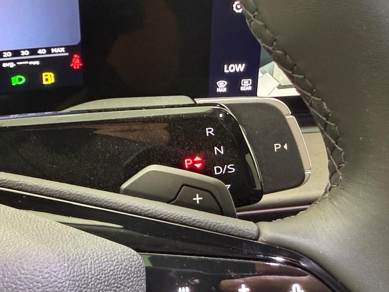 Audi Q3 Vehicle Image 12