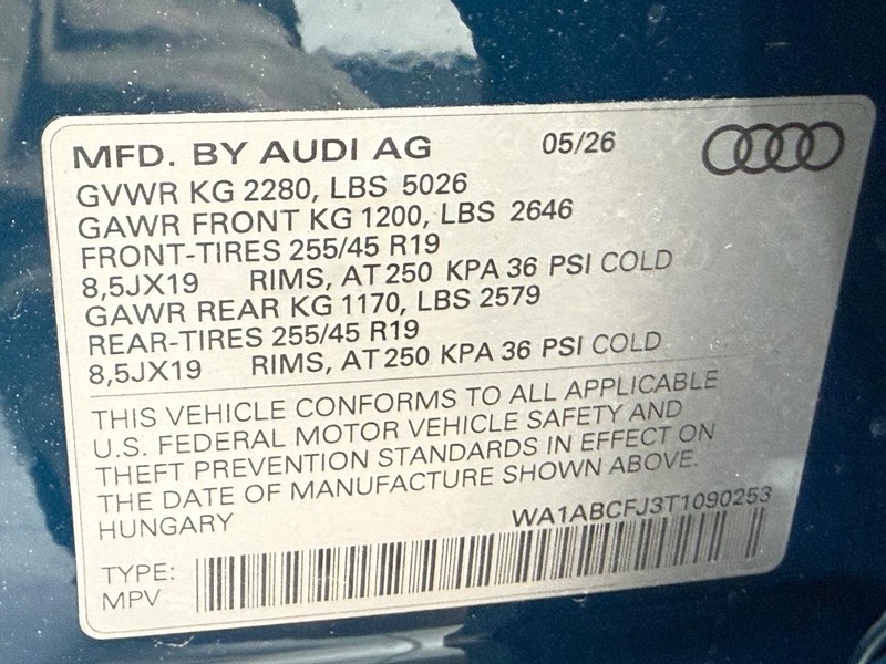 Audi Q3 Vehicle Image 16