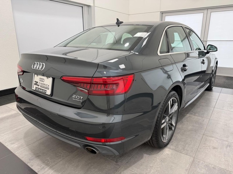 Audi A4 Vehicle Full-screen Gallery Image 02