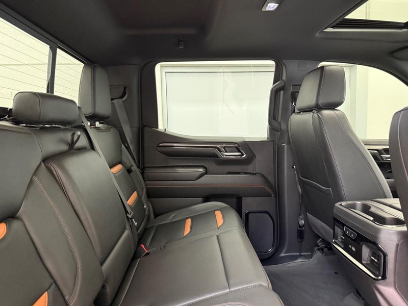 GMC Sierra 1500 Vehicle Image 8