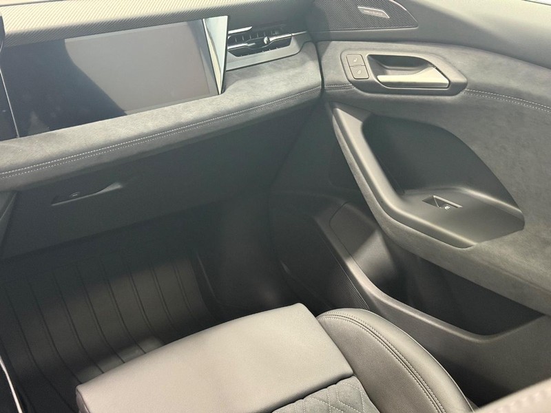 Audi SQ6 e-tron Sportback Vehicle Image 10