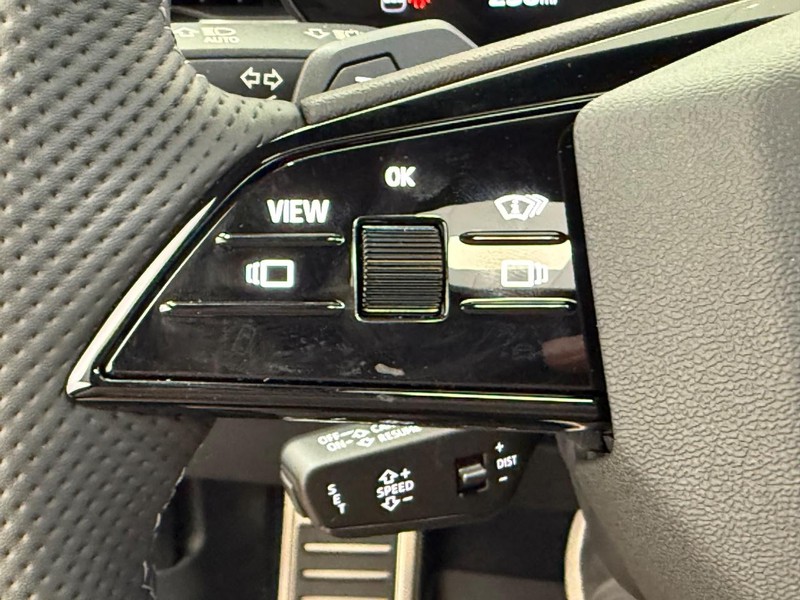 Audi SQ6 e-tron Sportback Vehicle Image 11