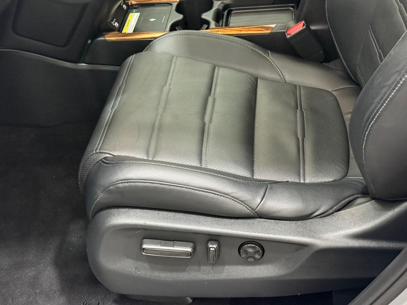Honda CR-V Vehicle Image 20