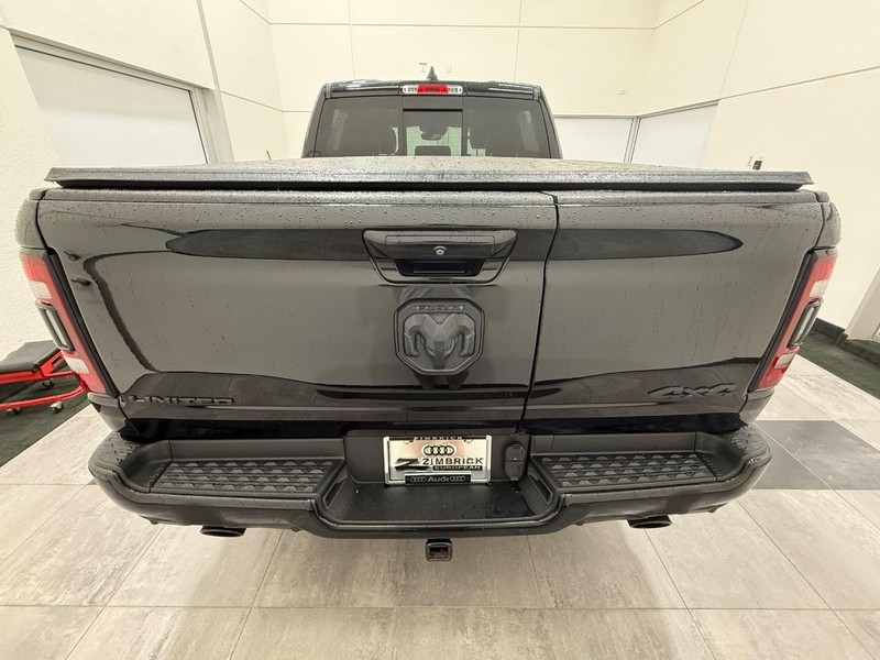 Ram 1500 Vehicle Image 3
